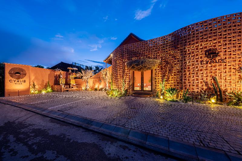 Hotel Exterior